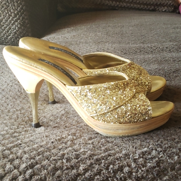Betsey Johnson | Shoes | Vintage Betsey Johnson Kitten Heels | Poshmark